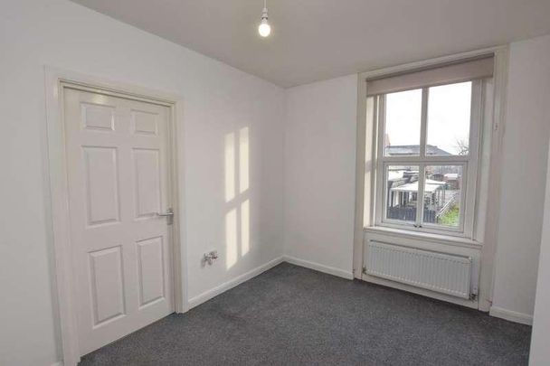 King Street, Leigh, WN7 - Photo 1