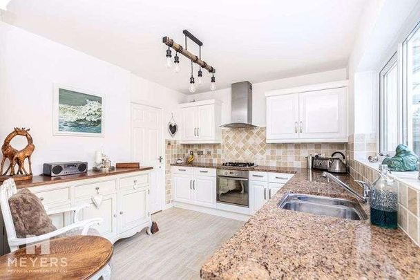 Prince Of Wales Road, Bournemouth, BH4 - Photo 1