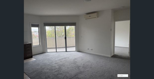 One Bedroom Apartment in Epping! - Photo 1