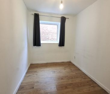 Roydon Court - Photo 1