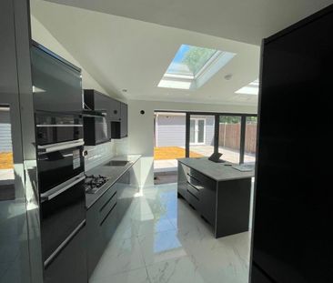 Room in a Shared House, Purneys Road, SE9 - Photo 4