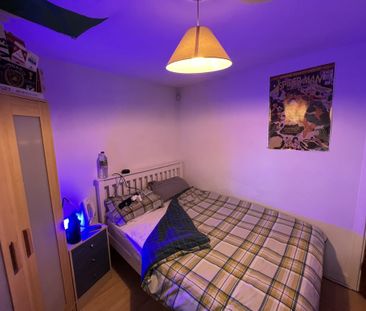 Fountayne House, Lawrence Square - P10024 - Photo 6