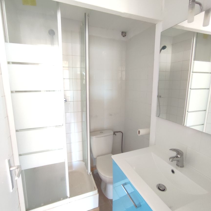 Location Appartement 1 pièce 22m² MARSEILLE 1er - Photo 1