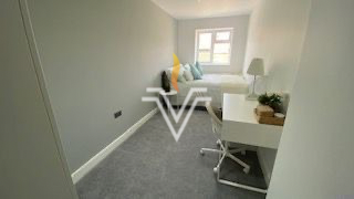 4 bedroom terraced house to rent - Photo 3