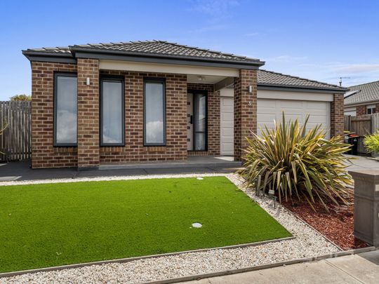 3 Bateman Drive, HARKNESS - Photo 1