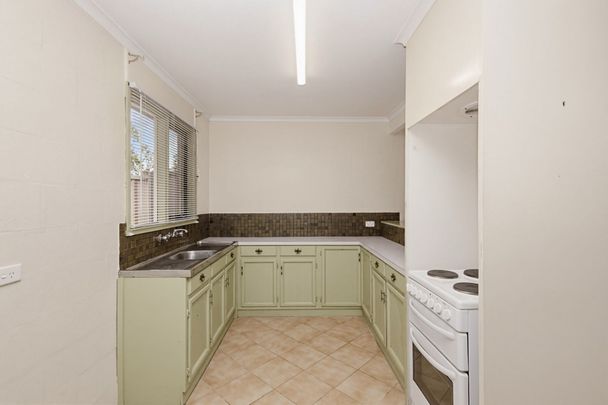 1/20 Oak Street, Eaglehawk - Photo 1