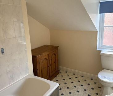 1 bedroom in a house share to rent - Photo 6