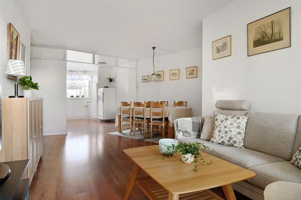 Filarvägen, Järfälla - Foto 1