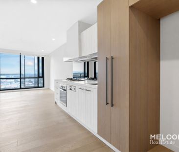 RESORT LIVING NEAR MONASH - UNFURNISHED - Photo 5