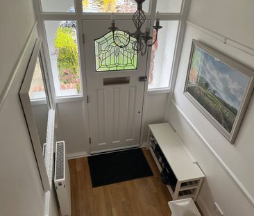 Room in a Shared House, Cheriton Drive, SE18 - Photo 1