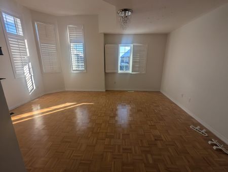 For Lease - 555 Garden Walk Unit# Upper, Mississauga, Ontario - Photo 5