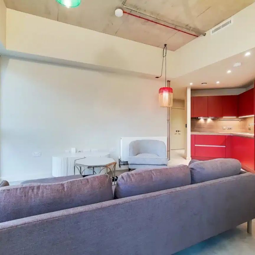 4 Bed Apartment - Photo 1