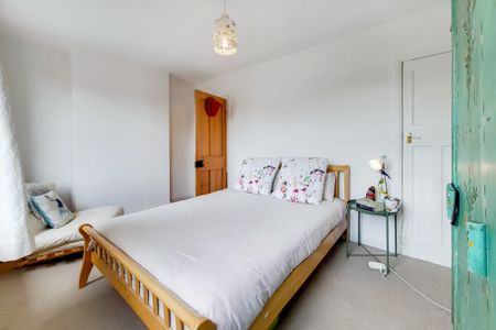 Ormiston Road, Greenwich, SE10, London - Photo 2