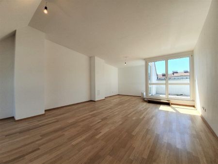 ERSTBEZUG nach Sanierung: 4-Zimmer DG-Terrassenwohnung - Grenze 9.Bezirk - U6 Nähe!! - Photo 3