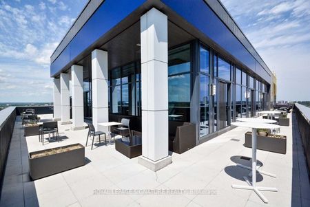 Liv Lofts , #1405 - Photo 4