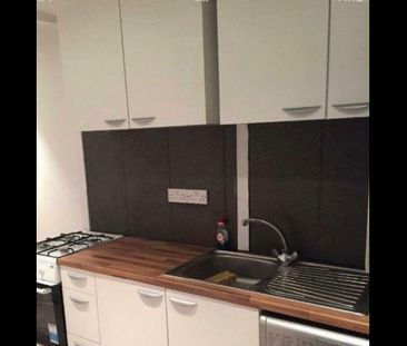 Room in a Shared House, Tower Mews, E17 - Photo 4