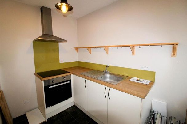 1 bedroom flat to rent - Photo 1