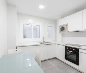 Carrer dEstruch, L'Hospitalet de Llobregat, Catalonia 08904 - Photo 5