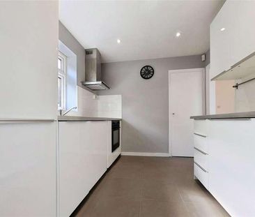 Hilltop Road, Twyford, Reading, RG10 - Photo 6