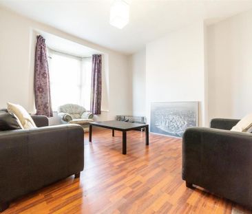 5 bedroom terraced house to rent - Photo 1