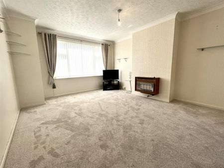 3 Bedroom House - Semi-Detached To Let - Photo 4