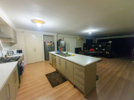 Redbank Plains - Photo 3