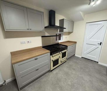 West Reading, Berkshire, RG30 - Photo 2