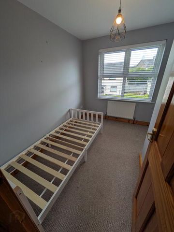 2 Taylorstown Crescent, Grange, Toomebridge, BT41 3PF - Photo 2