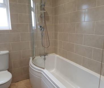 3 bedroom semi-detached house to rent - Photo 6