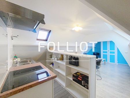 Charmant T2 meublé sous les combles à deux pas du château - Photo 3