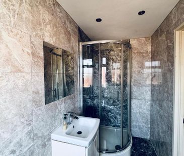 1 bedroom in a house share to rent - Photo 5