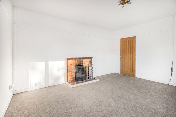 3 bedroom bungalow to rent - Photo 1