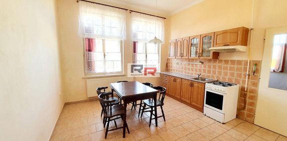 Pronájem bytu 1+1 52 m² - Fotografie 2