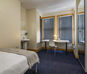 6 bedroom house to rent - Photo 6