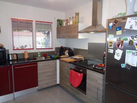 Location Maison 4 pièces 82m² VILLENEUVE TOLOSANE 31270 - Photo 5