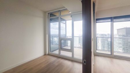 For Lease - 3 Concord Cityplace Way Unit# 5112, Toronto, Ontario - Photo 2