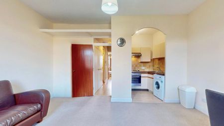1 bedroom flat to rent - Photo 4