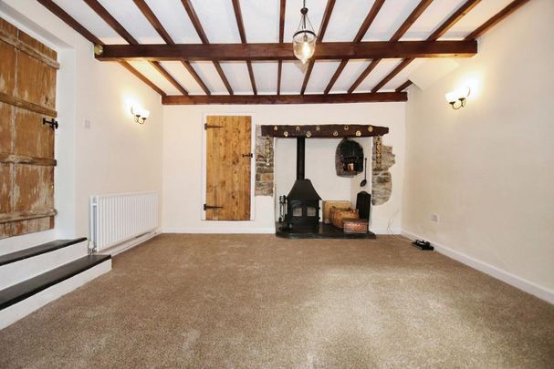 3 bedroom semi-detached house to rent - Photo 1