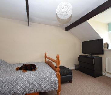 2 bedroom terraced house to rent - Photo 3