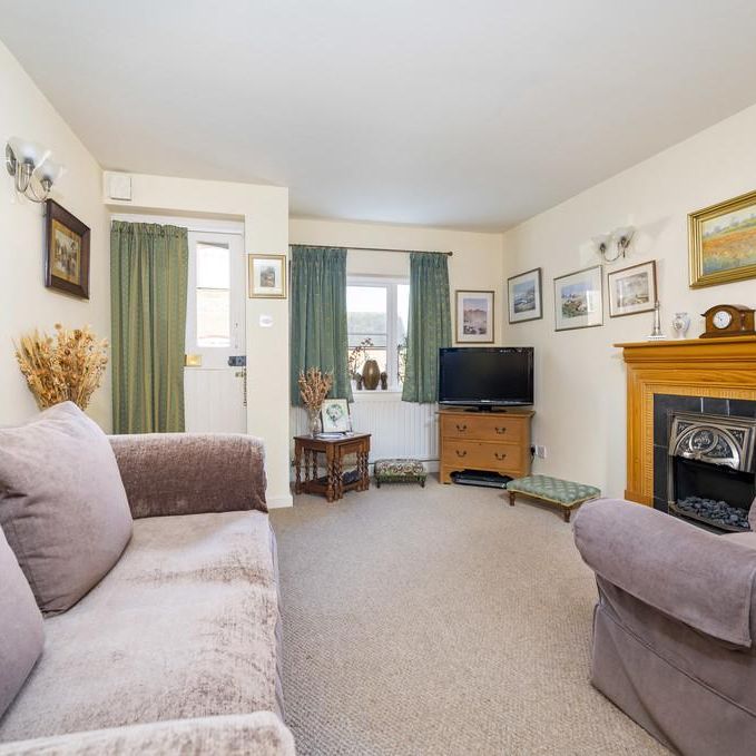 3 bedroom terraced house to rent - Photo 1