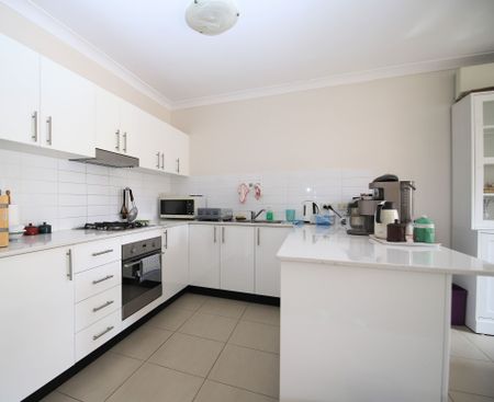 Two Bedroom Villa in Quiet Complex - Photo 4