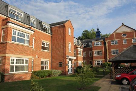 Kings Road, Woking - 2 bedrooms Property for lettings - Seymours - Photo 3