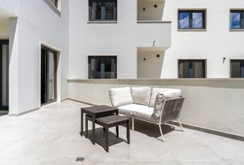 Avenida da República 84, Rua José Carlos dos Santos XLV