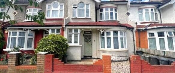 Montana Road, London, SW17 flat to rent - Photo 1