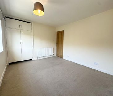 2 bedroom townhouse to rent - Photo 3