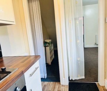 Lovat Road, Preston - Photo 5