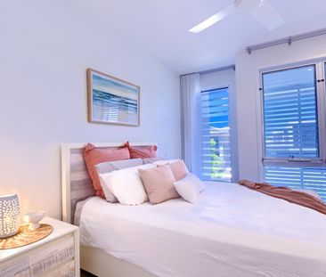 Unique Fully Furnished Beachside Home - Photo 3