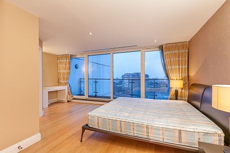 3 bedroom penthouse to rent - Photo 2