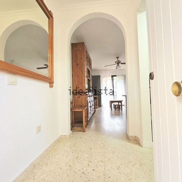 Alquiler de piso en Calle Puerto Real - Photo 1