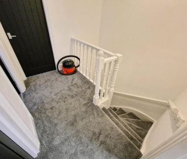 1 bedroom in a house share to rent - Photo 6